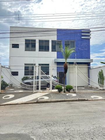 Salão industrial disponível para locação por R$ 9.000,00/mês no Vila Bertini em Americana/SP.