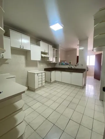 Apartamento disponível para alugar por R$1.800,00 no Edifício Marajó em Americana/SP