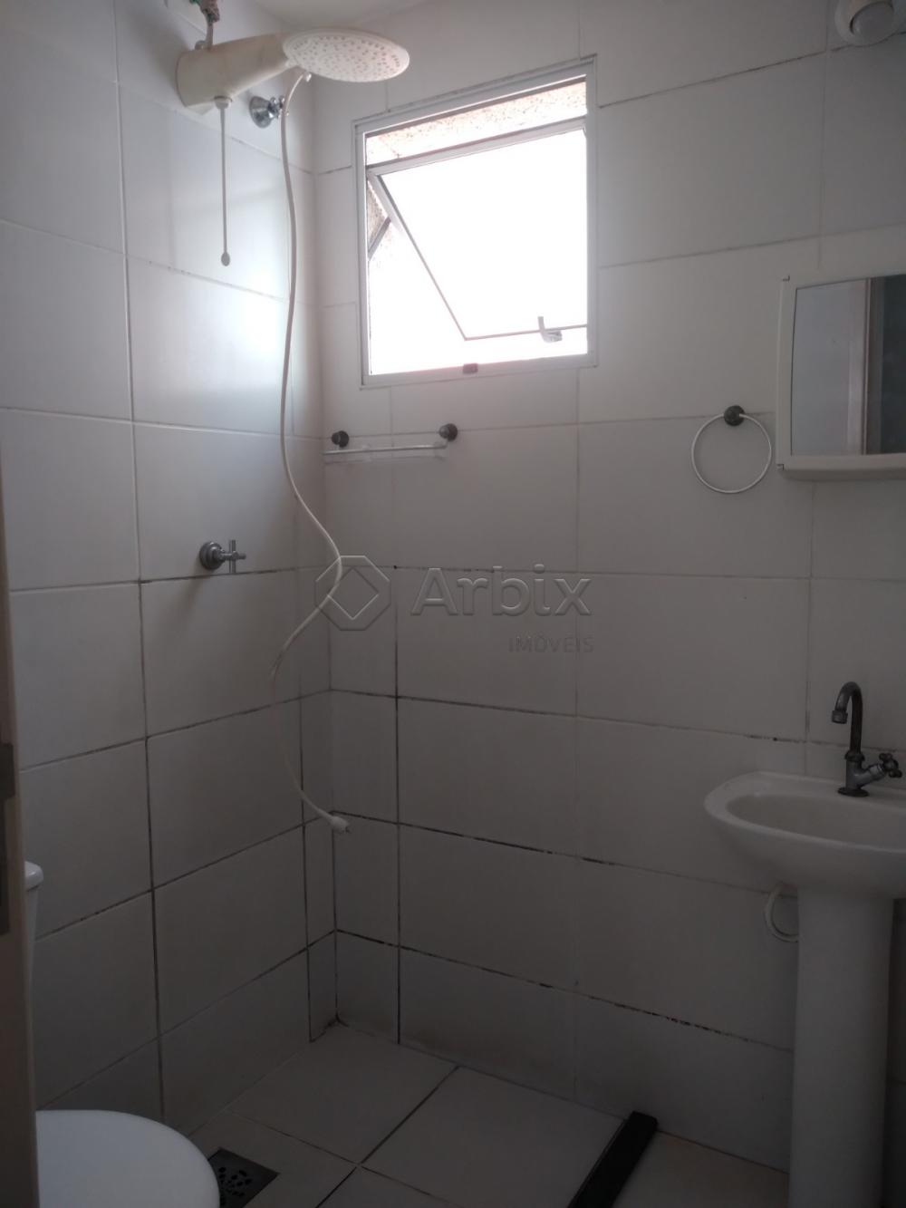 Apartamento à venda por R 240.000,00 no Residencial Parque Real em