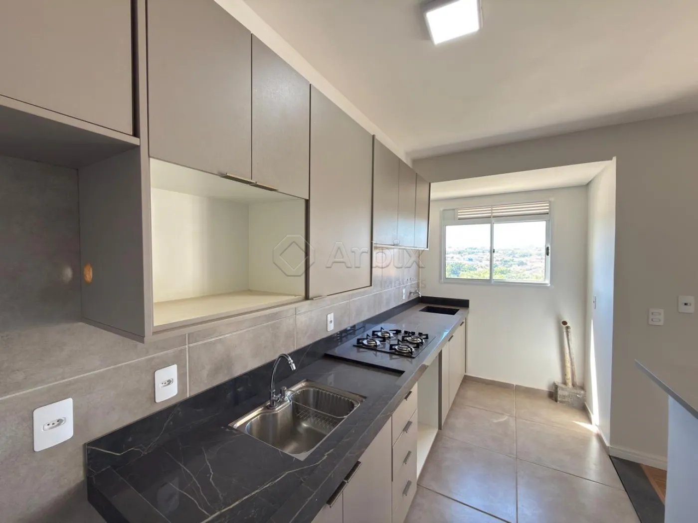 Alugar Apartamento / Apartamento em Santa Bárbara D`Oeste R$ 2.100,00 - Foto 4