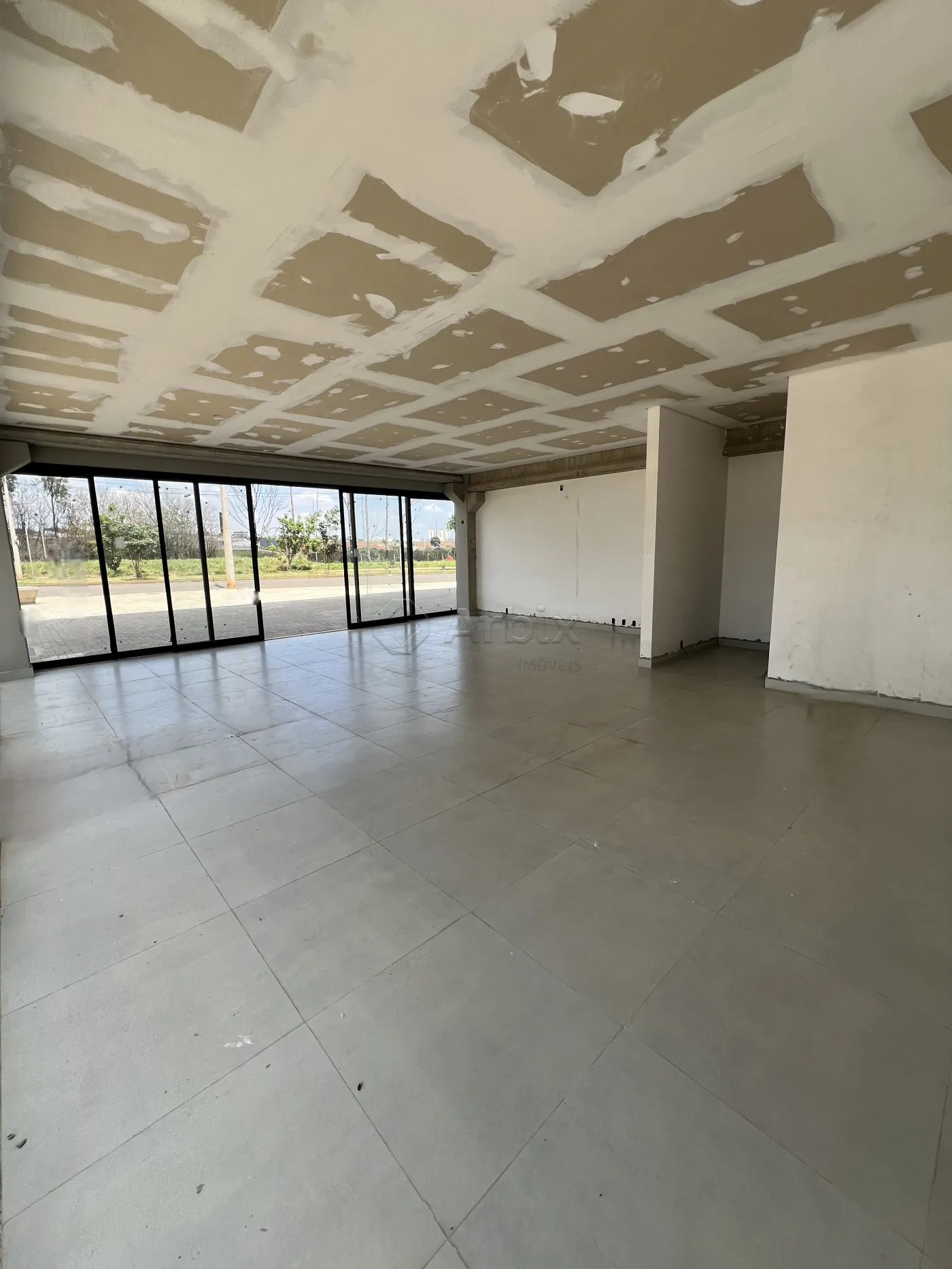 Alugar Comercial / Sala Comercial em Condomínio em Santa Bárbara D`Oeste R$ 4.500,00 - Foto 1