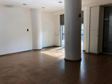 Sala comercial disponível para locação por R$ 3.000,00/mês no Centro de Americana/SP.