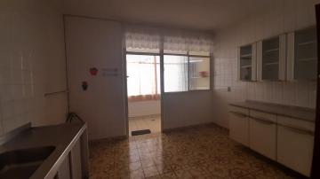 Apartamento à Venda por R$ 220.000,00 - Centro - Americana/SP