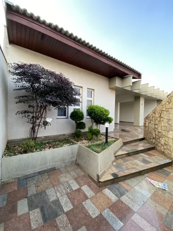 Casa residencial disponível para alugar e a venda no Jardim São Pedro em Americana/SP.