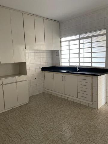 Casa disponível para alugar ou vender por na Vila Santa Catarina em Americana/SP