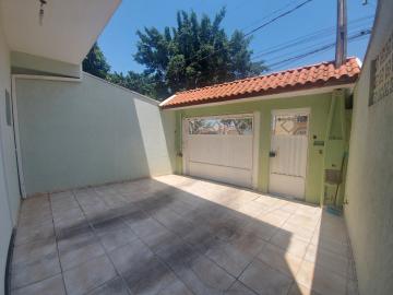 Casa á venda com 3 dormitórios, sendo 1 suíte no bairro Vista Alegre em Santa Bárbara d'Oeste/SP