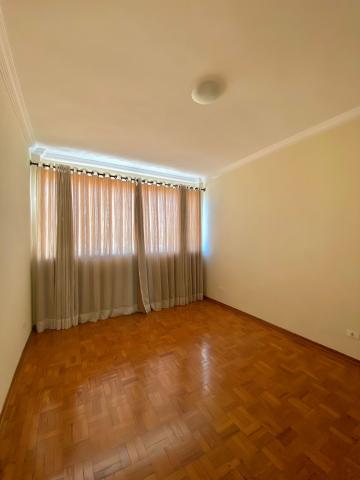 Apartamento para locação com 03 dormitórios no Centro de Americana/SP.