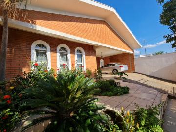 Casa à venda R$850.000,00 no Bairro Chácara Machadinho II em Americana/SP