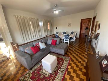 Casa disponível para locação por R$ 2.800,00/mês no Vila Cordenonsi em  Americana/SP.