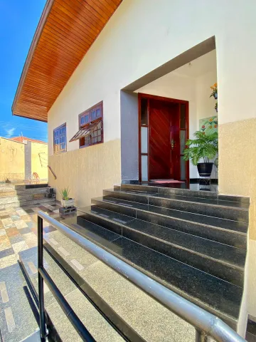 Casa à venda por R$  1.200.000,00 no bairro Jardim Progresso em Americana/SP.
