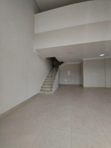 Salão comercial disponível para locação por R$ 3.800,00/ mês no bairro  São Manoel em Americana/SP.