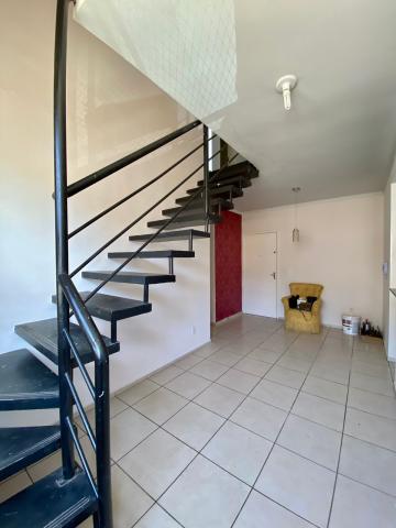 Apartamento duplex á venda por R$ 320.000,00 no Condomínio Spázio Acrópolis em Americana/SP.