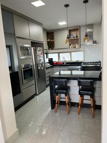 Apartamento alto padrão à venda na Av. Brasil - R$ 1.500.000,00 - Condomínio Edifício Marrocos - Americana/SP.