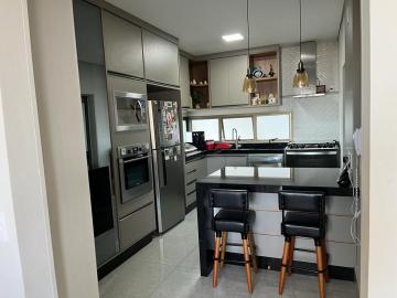 Apartamento alto padrão à venda na Av. Brasil - R$ 1.500.000,00 - Condomínio Edifício Marrocos - Americana/SP.