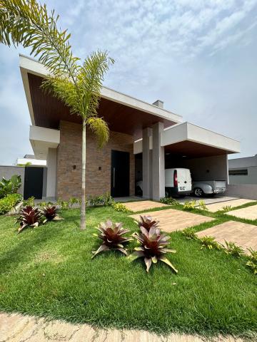 Casa térrea à venda por R$1.800.000,00 no condomínio Pau Brasil em Americana/ SP