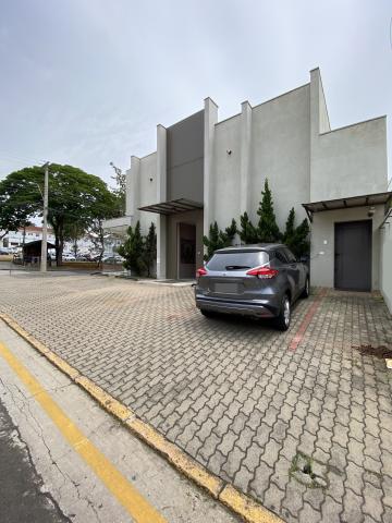 Salão comercial disponível para alugar por R$ 20.000,00/mês no bairro Vila Santa Catarina em Americana/SP.