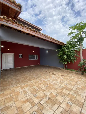 Casa residencial para alugar e à venda no bairro Chácara Machadinho II em Americana/SP.