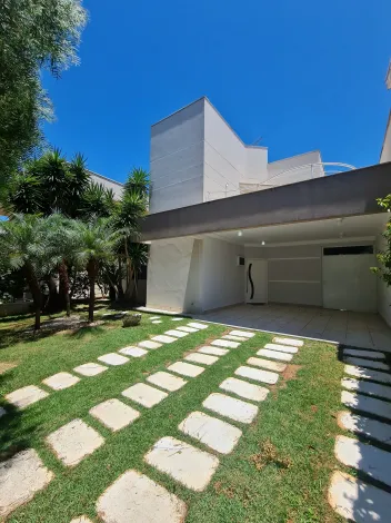 Casa sobrado disponível à venda por R$ 2.100.000,00 no Condomínio Terras do Imperador em Americana SP.