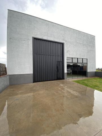 Sala industrial disponível para alugar e à venda no bairro Cariobinha em Americana/SP.