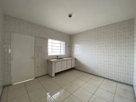 Casa residencial disponível para alugar por R$ 1.500,00/mês no Centro em Americana/SP.