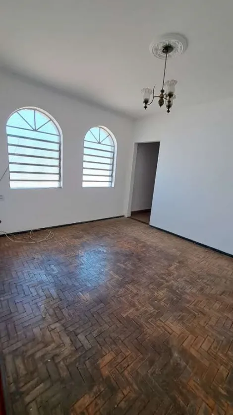 Casa disponível para locação e Venda por R$ 3.200,00/mês no bairro Vila  Amorim Jd Nossa Sra. do Carmo em Americana/SP.