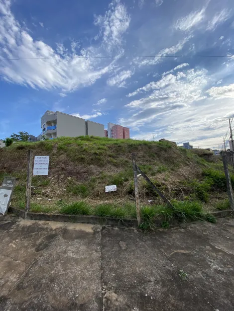 Terreno à venda por R$400.000,00 no Jardim Dona Judith em Americana/SP