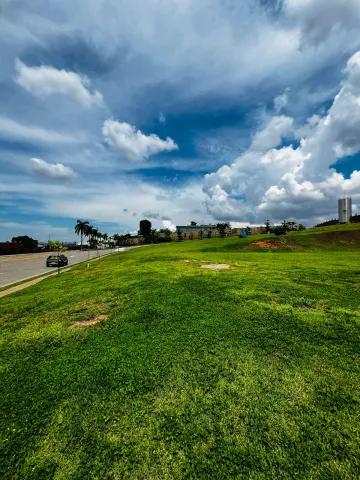 Terreno à venda por R$ 1.515.000,00 no Condomínio Jardins da Cidade em Nova Odessa/SP