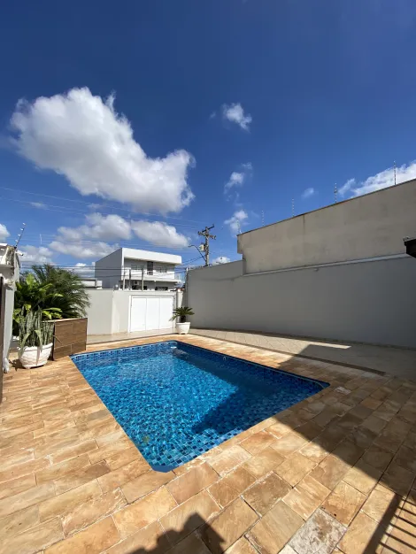 Casa com piscina á venda por R$980.000,00 e locação no valor de R$ 4.500,00, no Jardim Ipiranga em Americana/SP