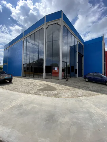 Salão industrial disponível para alugar por R$ 13.000,00/mês no Distrito Industrial Jardim Werner Plaas em Americana/SP.