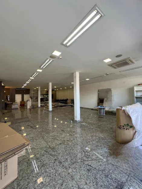 Americana Vila Israel Salao Locacao R$ 20.000,00  4 Vagas Area do terreno 300.00m2 Area construida 424.40m2