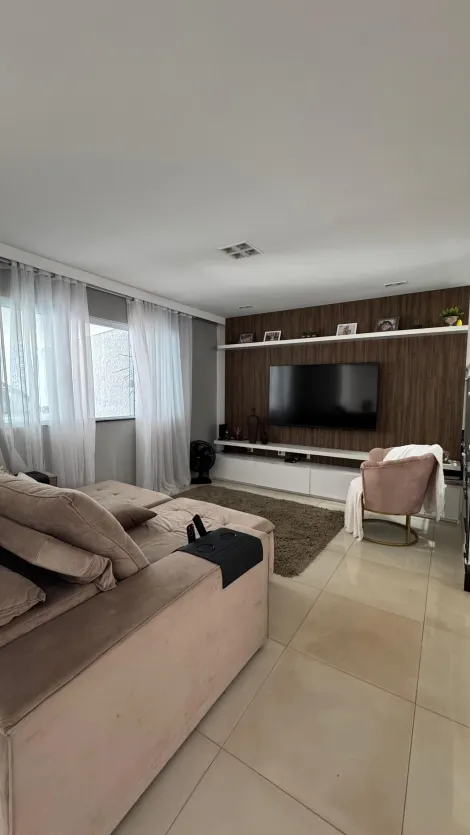 imagem 1 - Casa disponível à venda R$ 730.000,00 no Bairro Parque Universitário em Americana/SP. imagem 1 - Casa disponível à venda R$ 730.000,00 no Bairro Parque Universitário em Americana/SP.